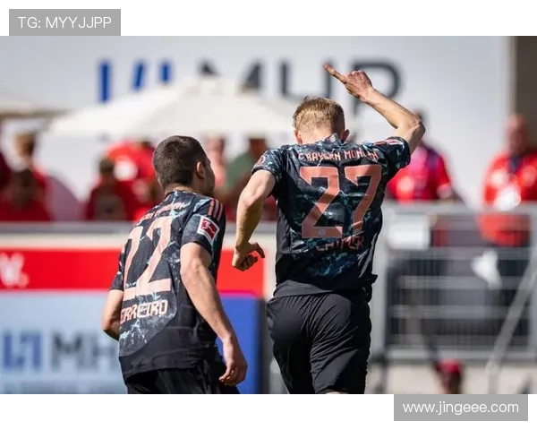 凯恩读秒救主拜仁被逼平十六连胜梦碎柏林联顽强阻击