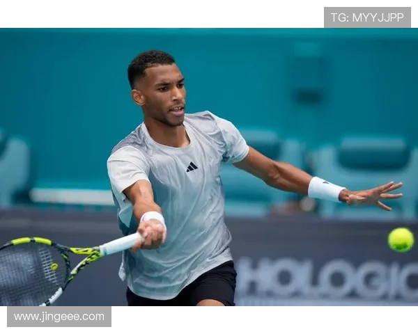 奥热阿利亚西姆两盘制胜强势挺进网球赛事决赛舞台再掀冲冠热潮中