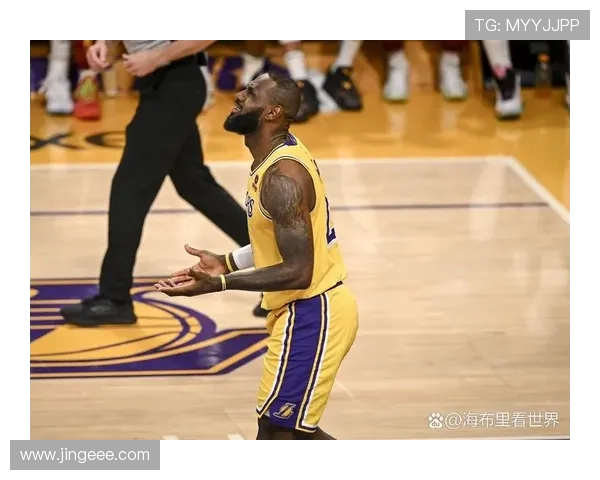 A史密斯谈詹姆斯心态只求关注不再理会其他消息